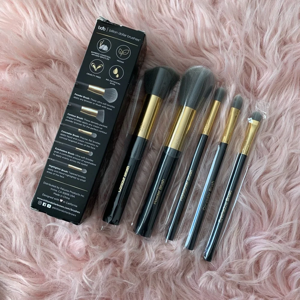🎉HP🎉 New 5 Makeup Brushes Billion Dollar Brushes Charcoal Brush Set